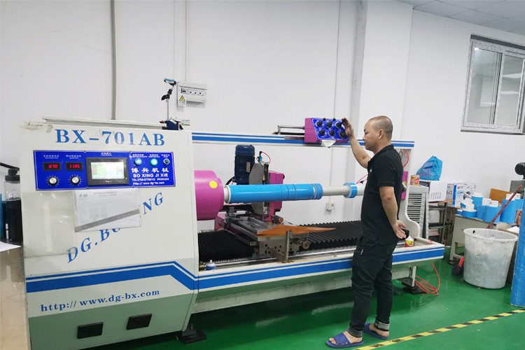 J9直营集团科技双面胶带模切机