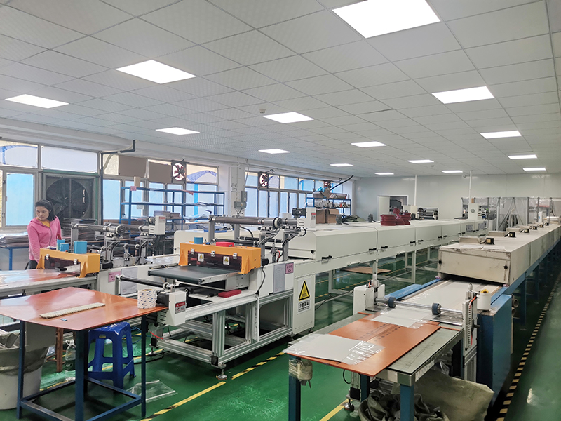 J9直营集团科技导热硅胶生产实景